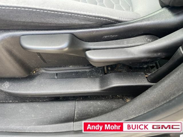 Used 2019 Chevrolet Equinox LS AWD/4WD image 20