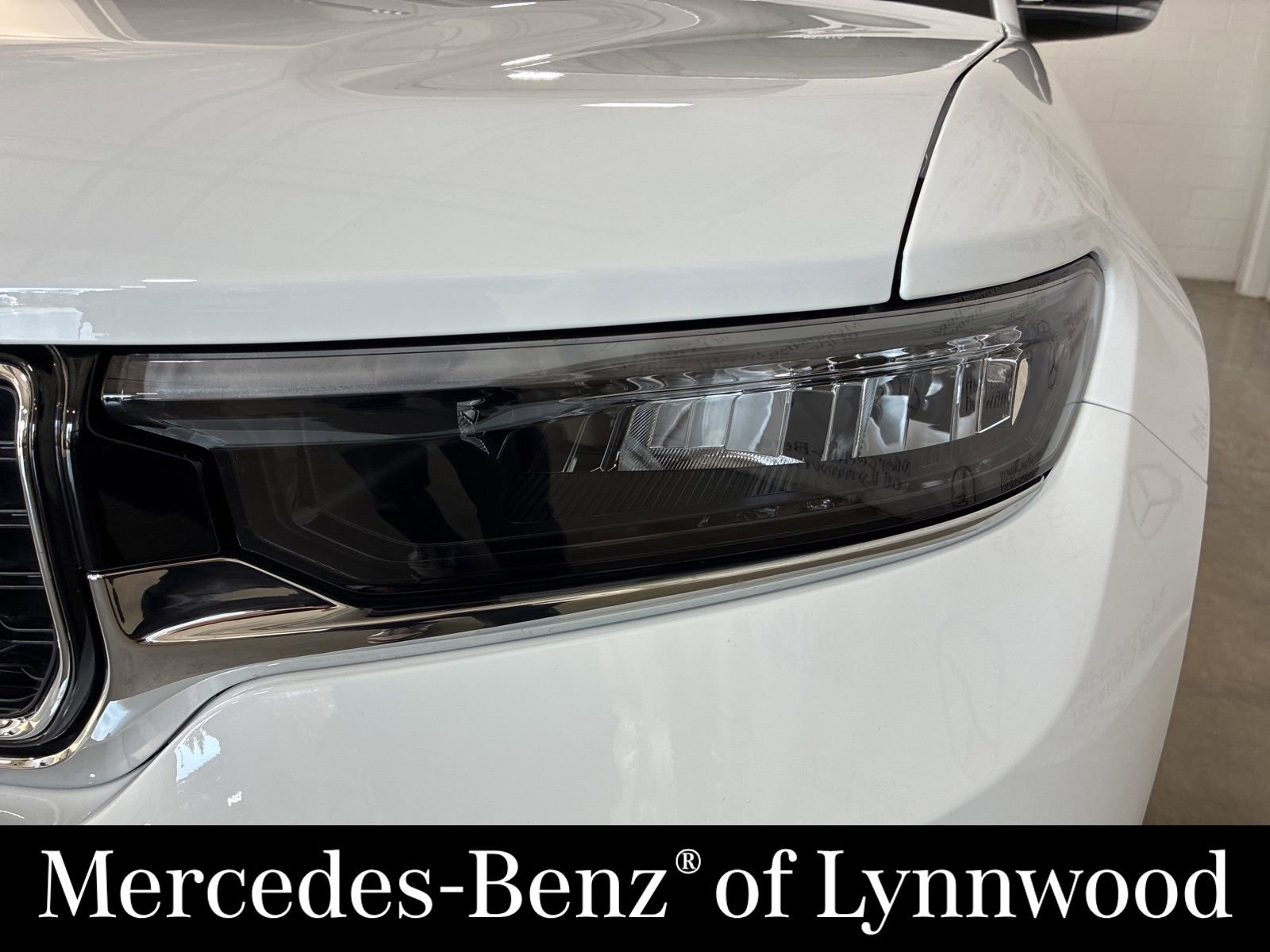 Used 2025 Jeep Grand Cherokee L Limited image 9