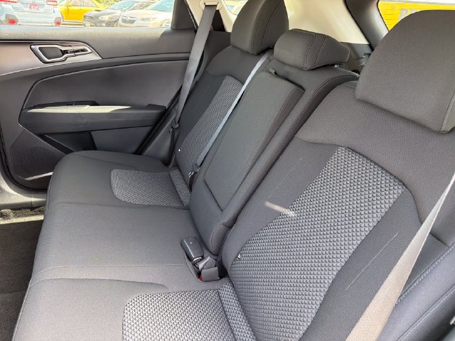 New 2027 Kia Sportage S AWD/4WD image 21