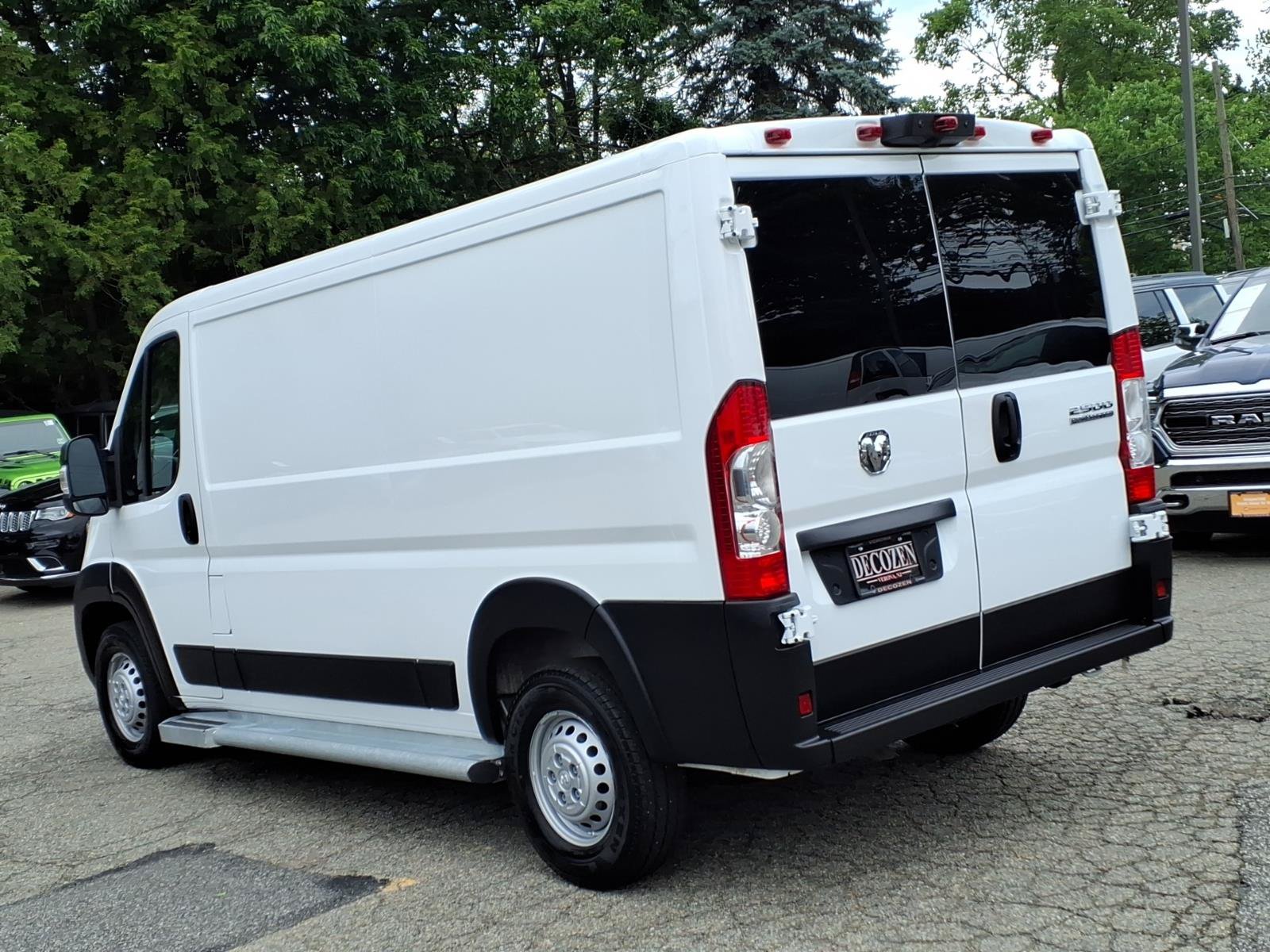 Used 2025 RAM ProMaster 2500 w/ U-Haul Equipment Group FWD image 4