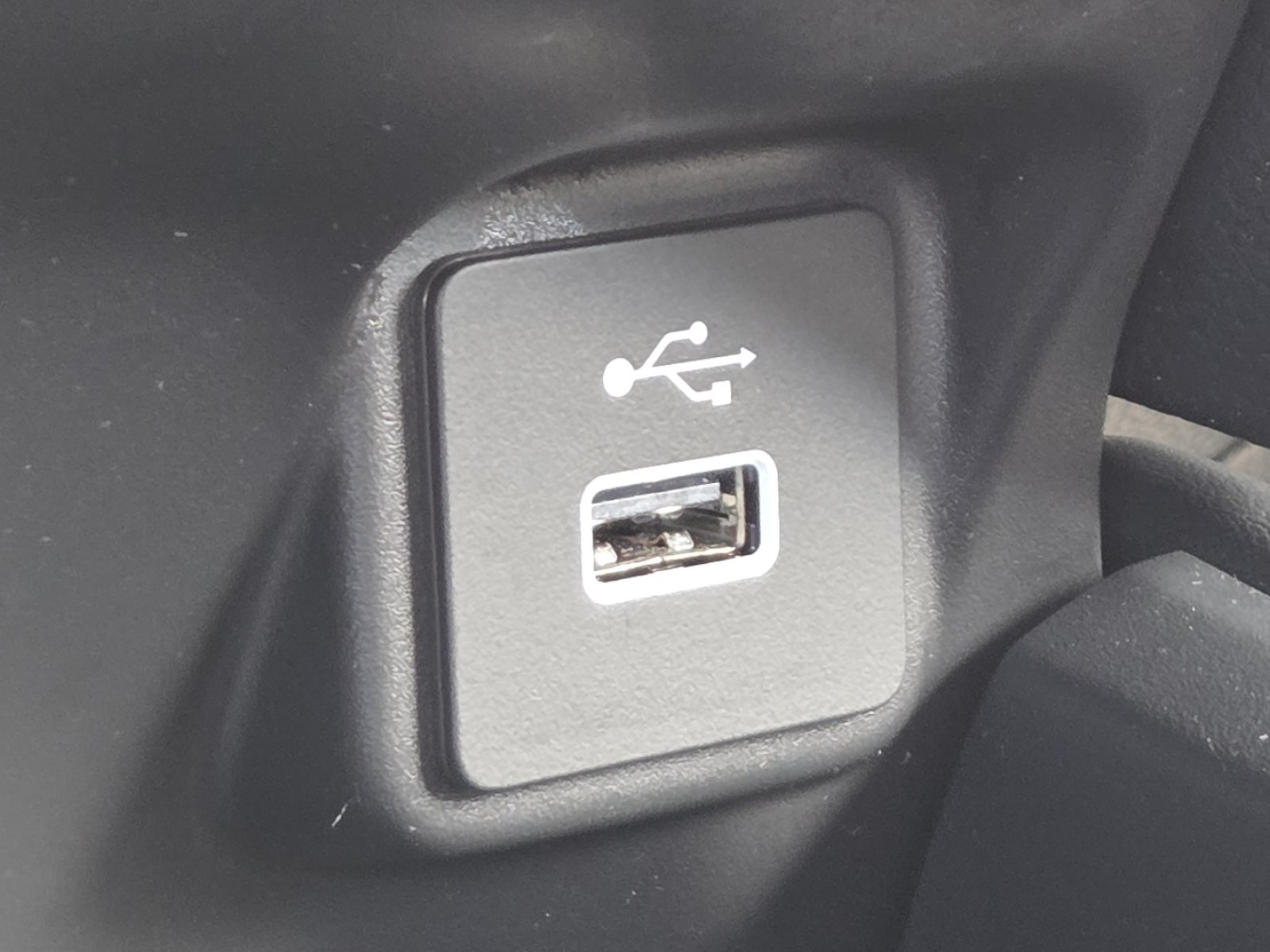 Used 2023 Honda HR-V EX-L image 32