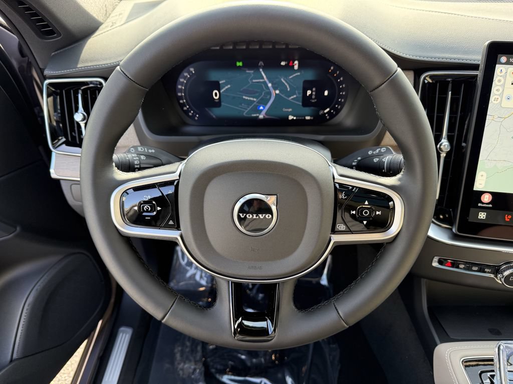 Used 2026 Volvo XC90 B6 Plus w/ Protection Package Premier AWD/4WD image 19