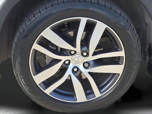 Used 2016 Honda Pilot Touring image 31