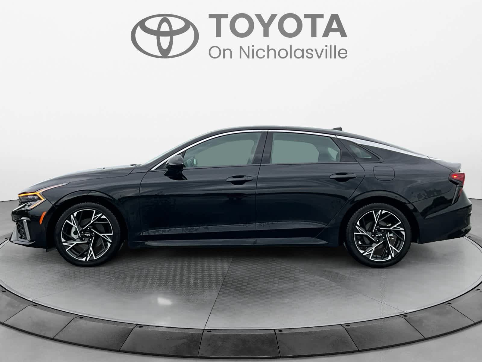 Used 2025 Kia K5 GT-Line w/ GT-Line Premium Package AWD/4WD image 2