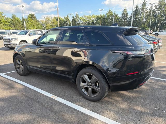 Used 2025 Land Rover Range Rover Velar Dynamic SE AWD/4WD image 3