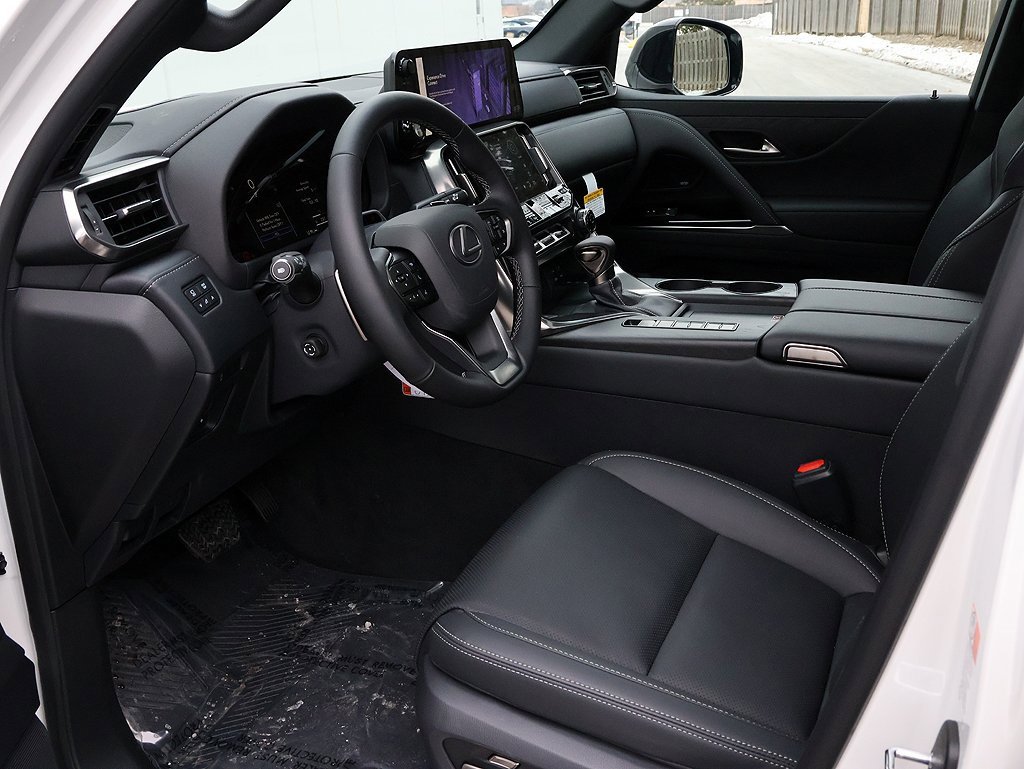 New 2026 Lexus LX 600 4WD w/ Premium Package image 12