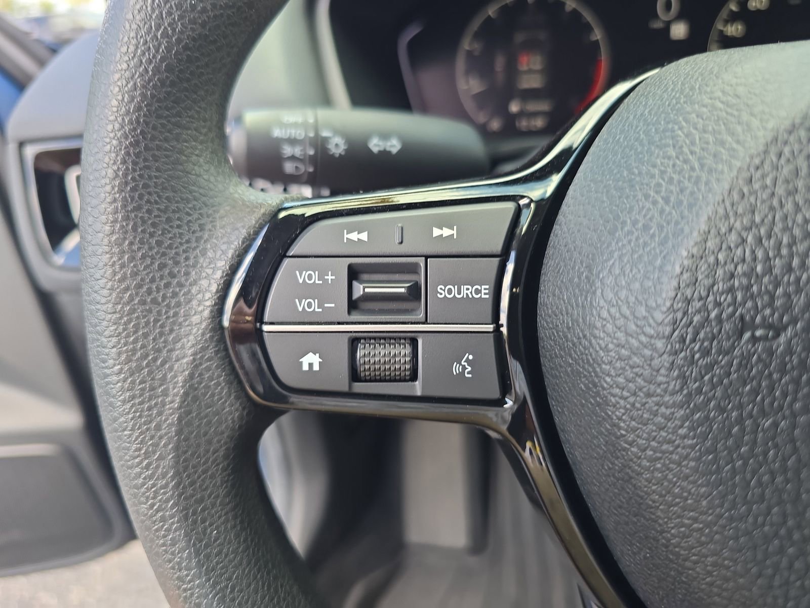 Certified 2025 Honda Civic LX image 21