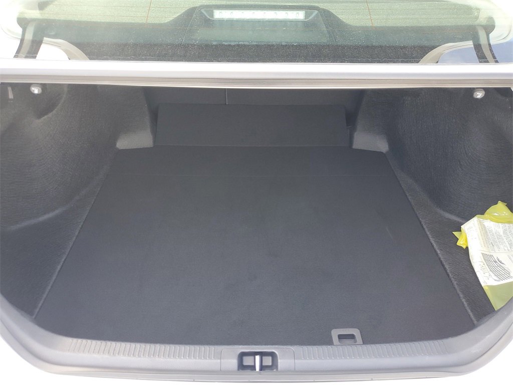 Used 2023 Toyota Camry LE image 16