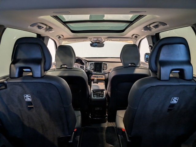 Used 2024 Volvo XC90 B6 Plus w/ Protection Package Premier image 29