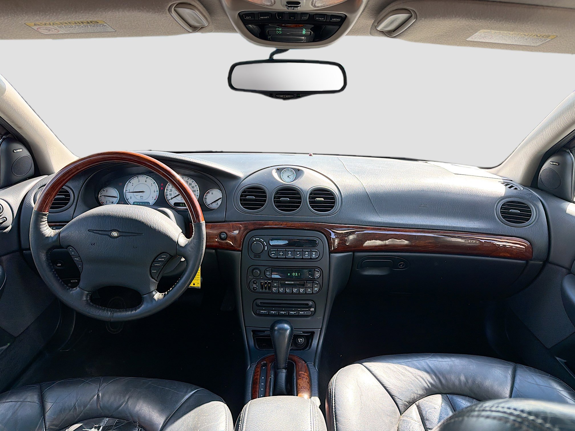 Used 2001 Chrysler LHS image 3