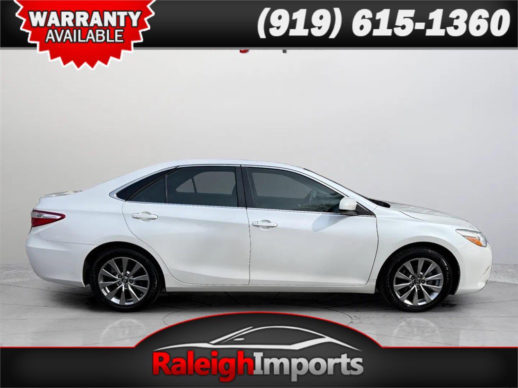 Used 2016 Toyota Camry XLE w/ Moonroof Package FWD image 1