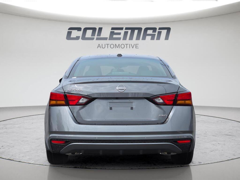 New 2026 Nissan Altima 2.5 SV AWD/4WD image 12