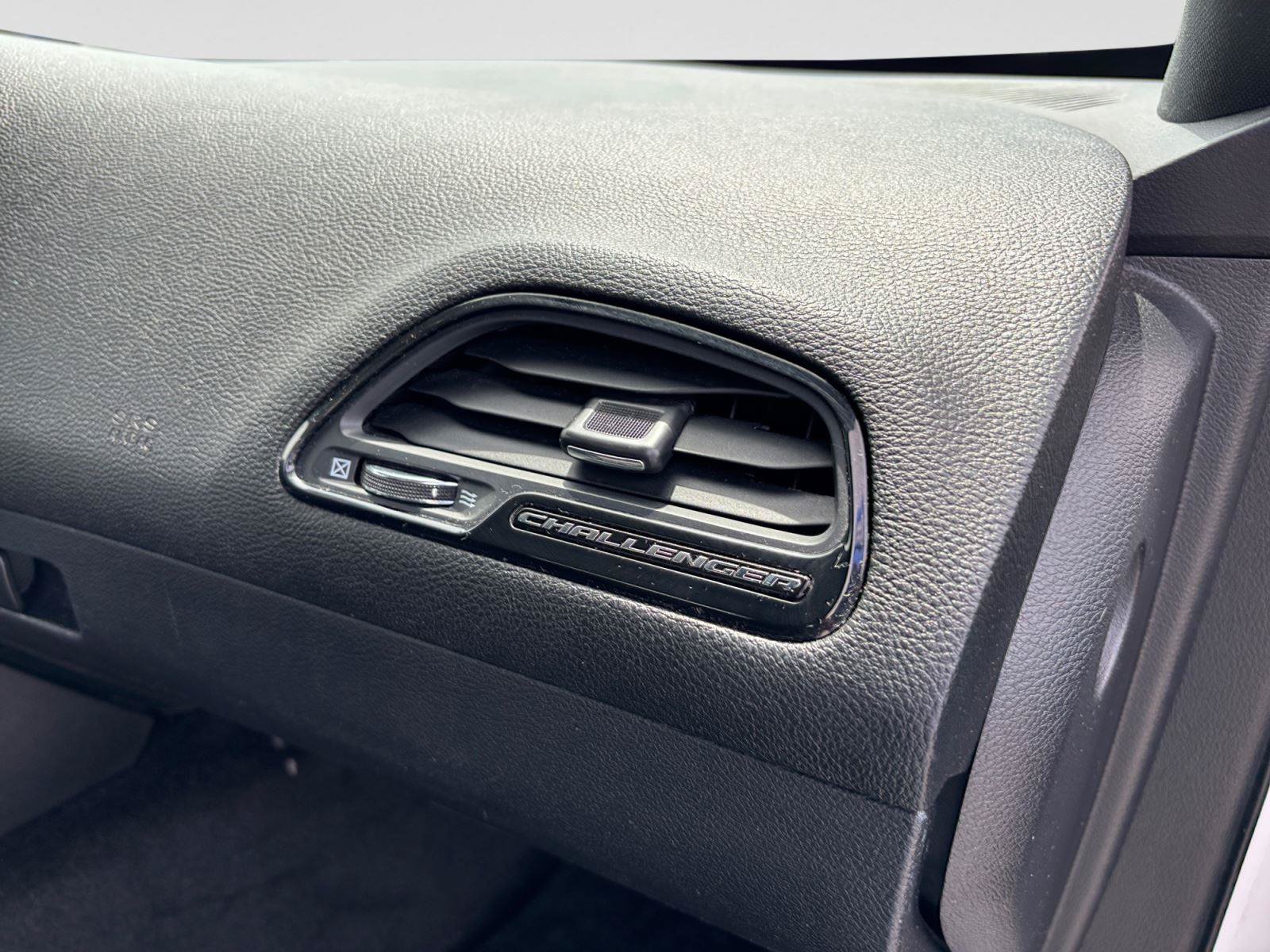 Used 2015 Dodge Challenger R/T Plus RWD image 47