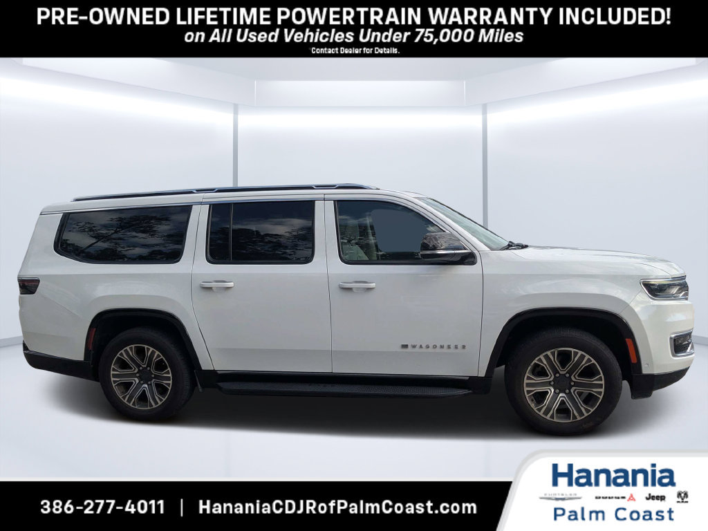 Used 2024 Jeep Wagoneer L Series II RWD image 2