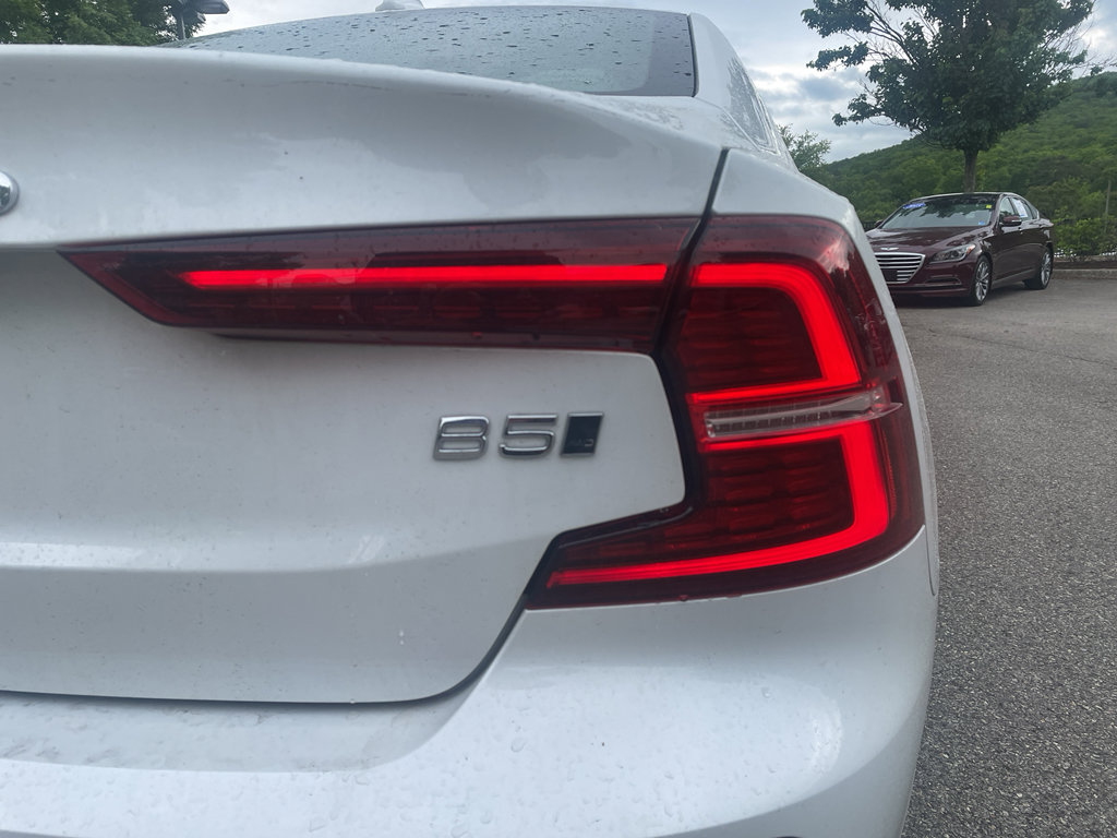 Used 2025 Volvo S60 B5 Plus AWD/4WD image 7