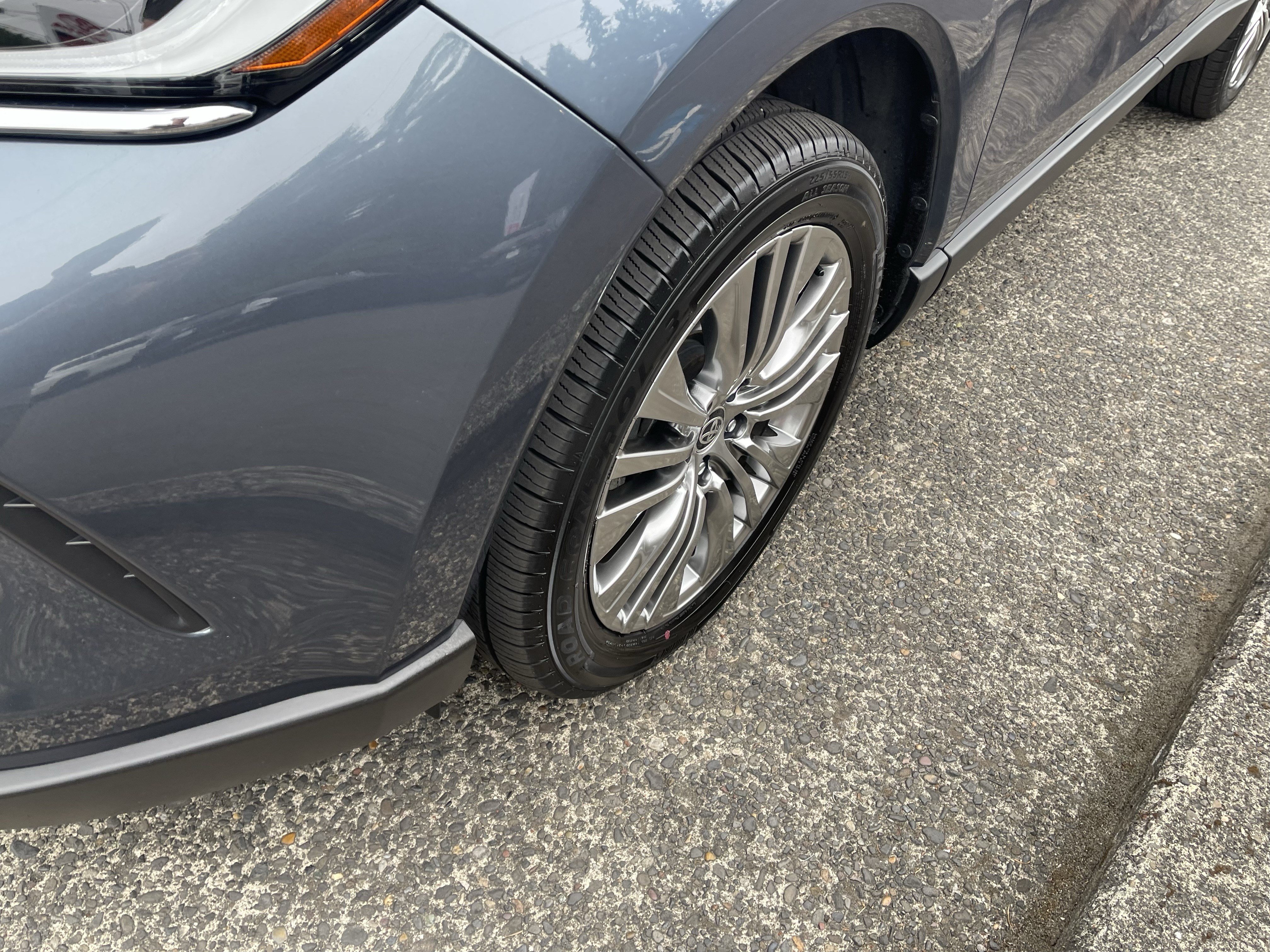 Certified 2021 Toyota Venza Limited w/ Advanced Technology Package AWD/4WD image 9