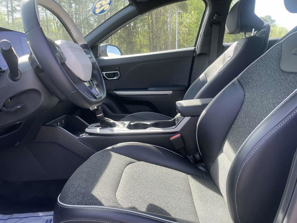 Used 2025 Kia K4 GT-Line w/ GT-Line Sunroof Package image 25