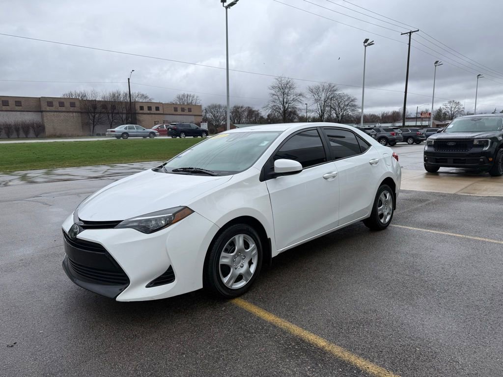 Used 2017 Toyota Corolla LE w/ Carpet Mat Package (TMS) image 29