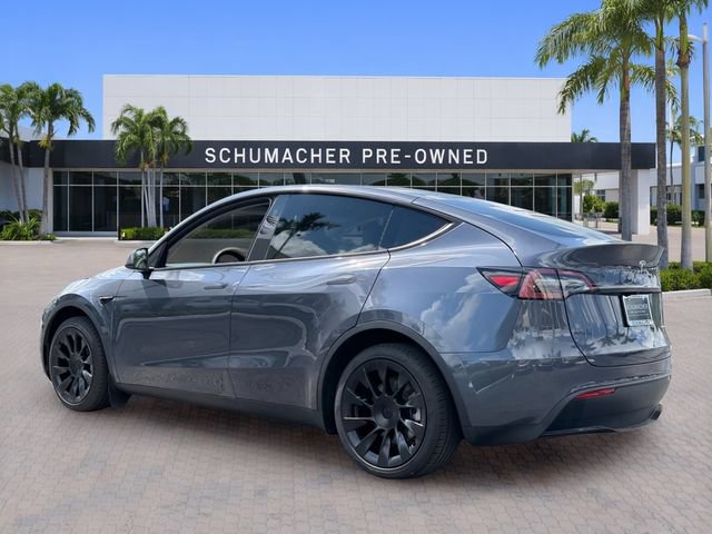Used 2024 Tesla Model Y Long Range AWD/4WD image 5