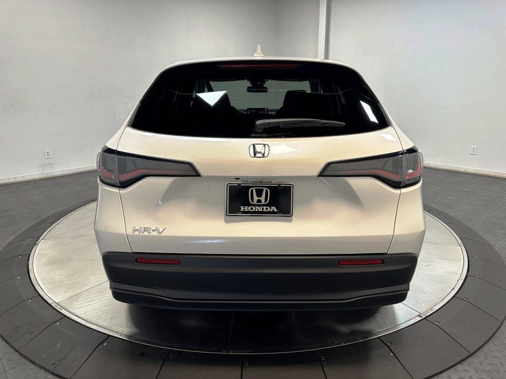 New 2026 Honda HR-V LX image 7