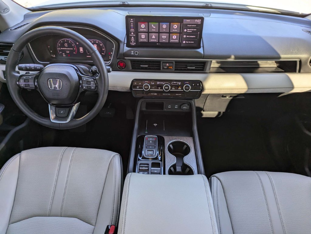 Used 2026 Honda Pilot Elite image 16