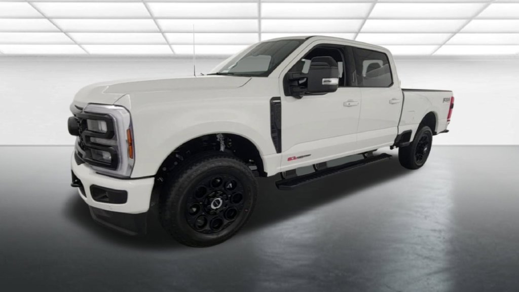 New 2027 Ford F350 Lariat w/ Black Appearance Package AWD/4WD image 4