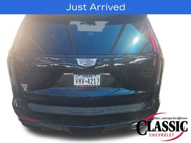 Used 2024 Cadillac Escalade Sport w/ LPO, ONYX Package image 13