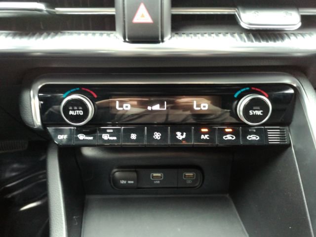 Used 2023 Kia K5 GT image 44