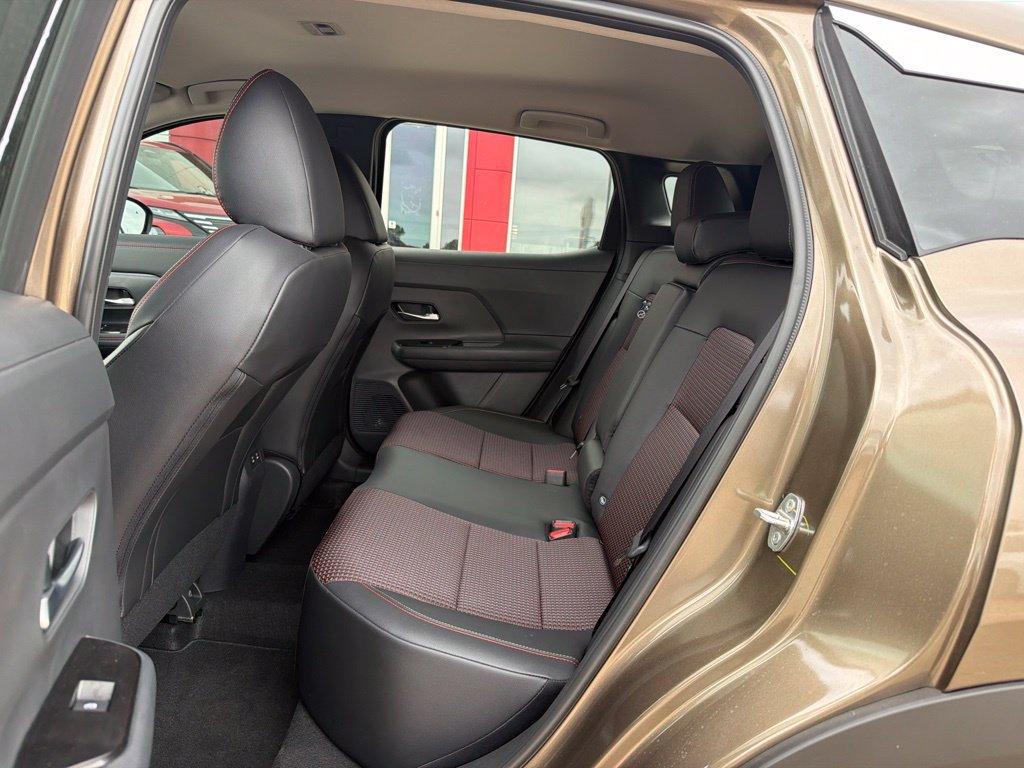 New 2027 Nissan Kicks SR AWD/4WD image 16