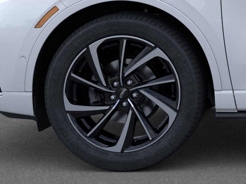 New 2025 Lincoln Corsair Grand Touring w/ Equipment Group 302A AWD/4WD image 19