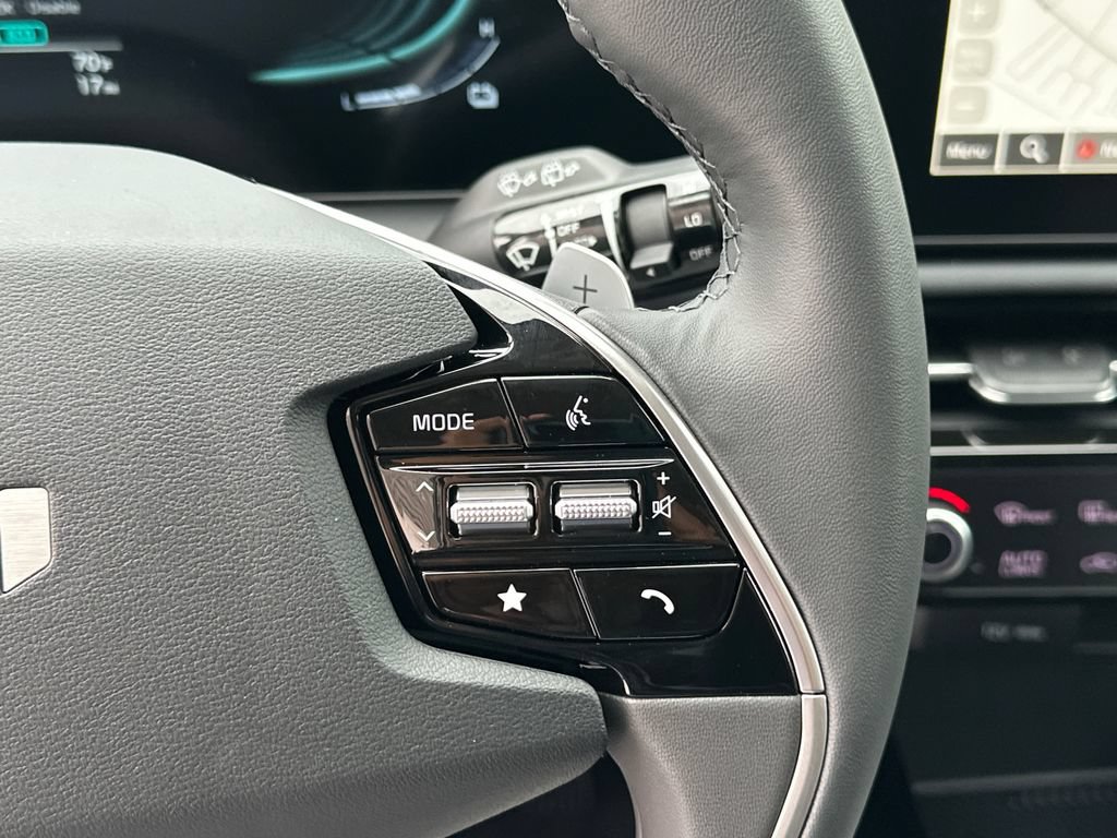 New 2026 Kia Niro EX FWD image 22