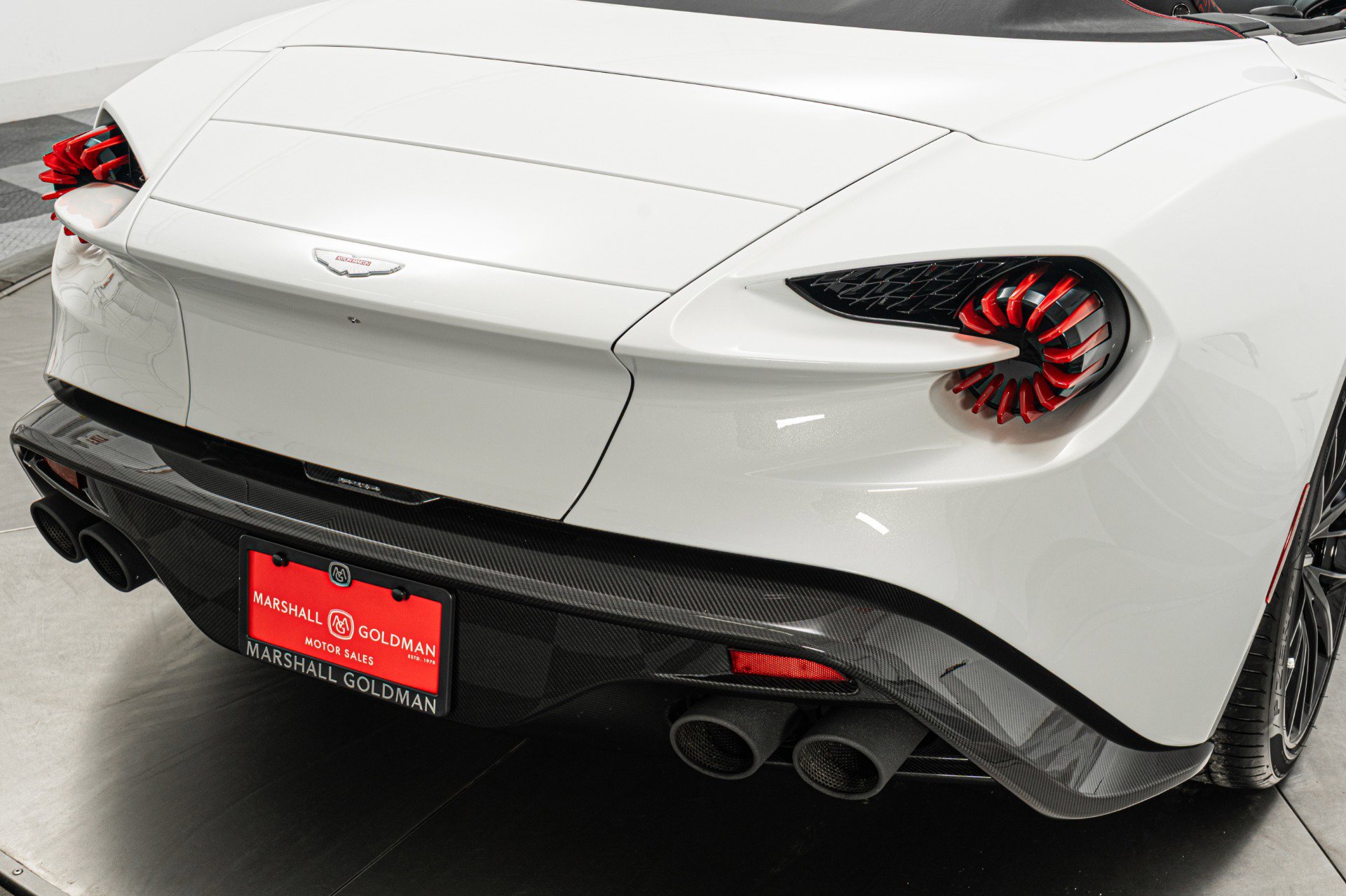 Used 2018 Aston Martin Vanquish Zagato image 39
