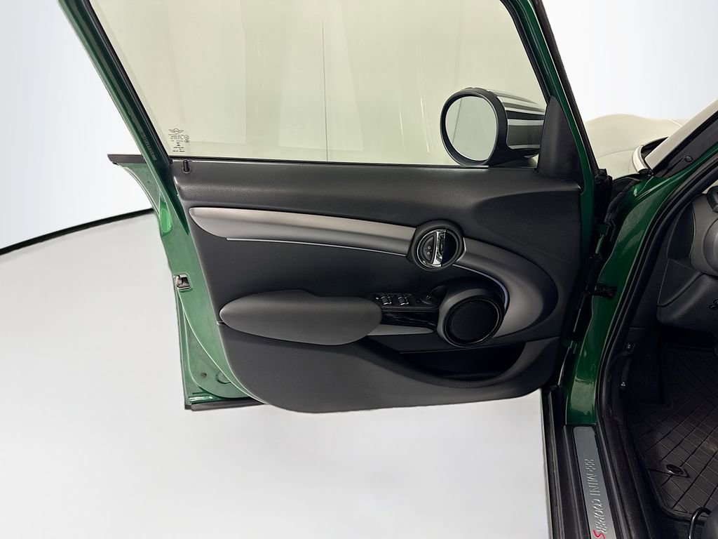 Used 2023 MINI Cooper S image 25