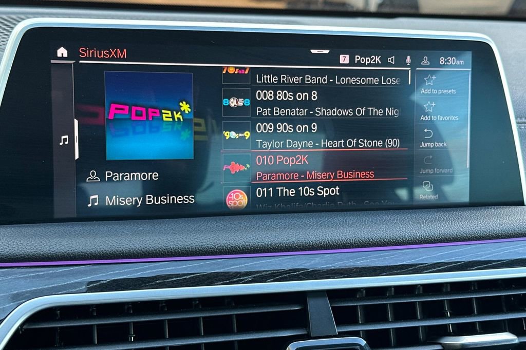 Used 2022 BMW 740i w/ M Sport Package image 20