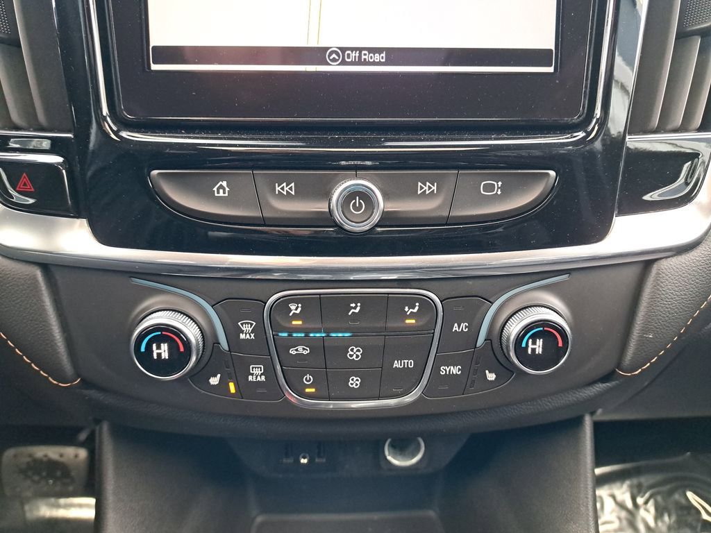 Used 2019 Chevrolet Traverse LT w/ LT Premium Package image 27