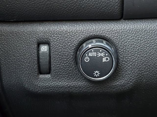 Used 2018 Chevrolet Colorado LT image 29