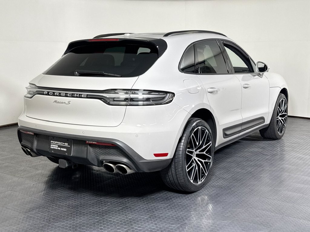 Certified 2023 Porsche Macan S AWD/4WD image 7