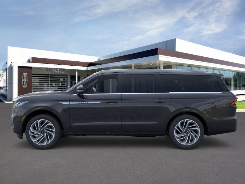New 2026 Lincoln Navigator L Reserve image 3