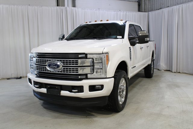 Used 2018 Ford F350 Platinum w/ Platinum Ultimate Package image 36
