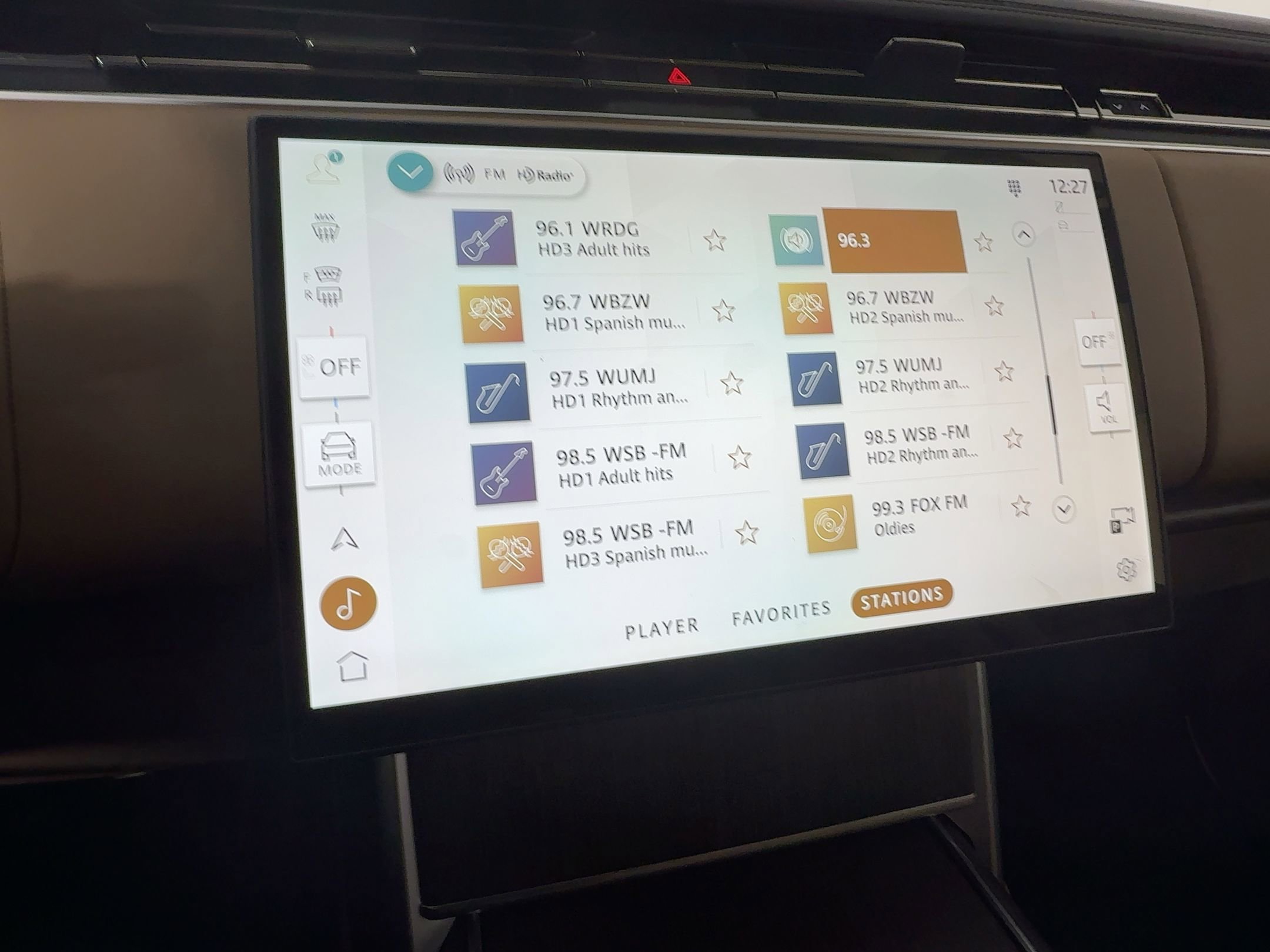 New 2026 Land Rover Range Rover SE image 21