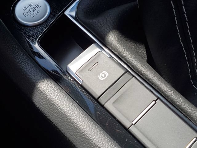 New 2026 Volkswagen Taos SE FWD image 30
