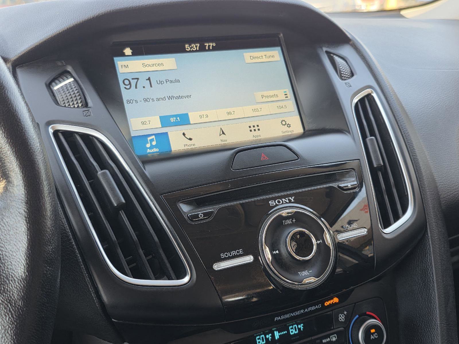 Used 2018 Ford Focus SEL w/ Cold Weather Package image 16