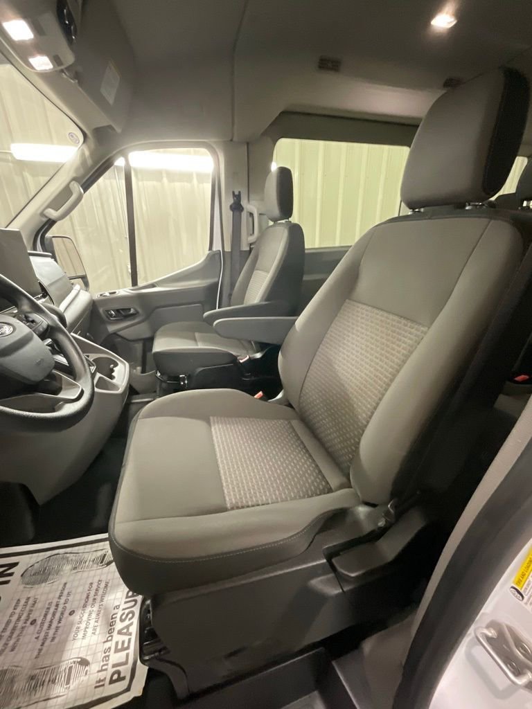 Used 2025 Ford Transit 350 XLT RWD image 10