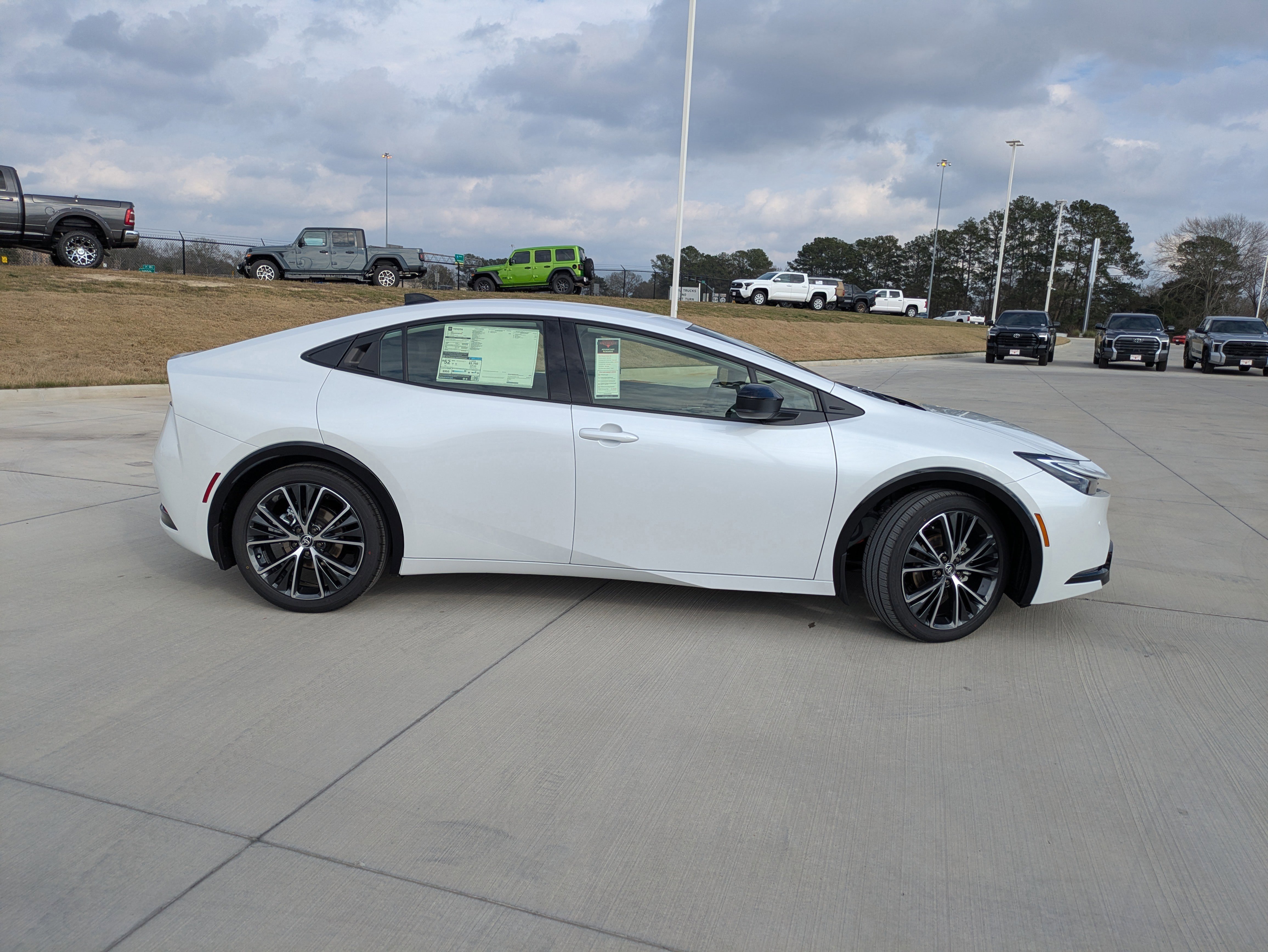 New 2026 Toyota Prius XLE image 7