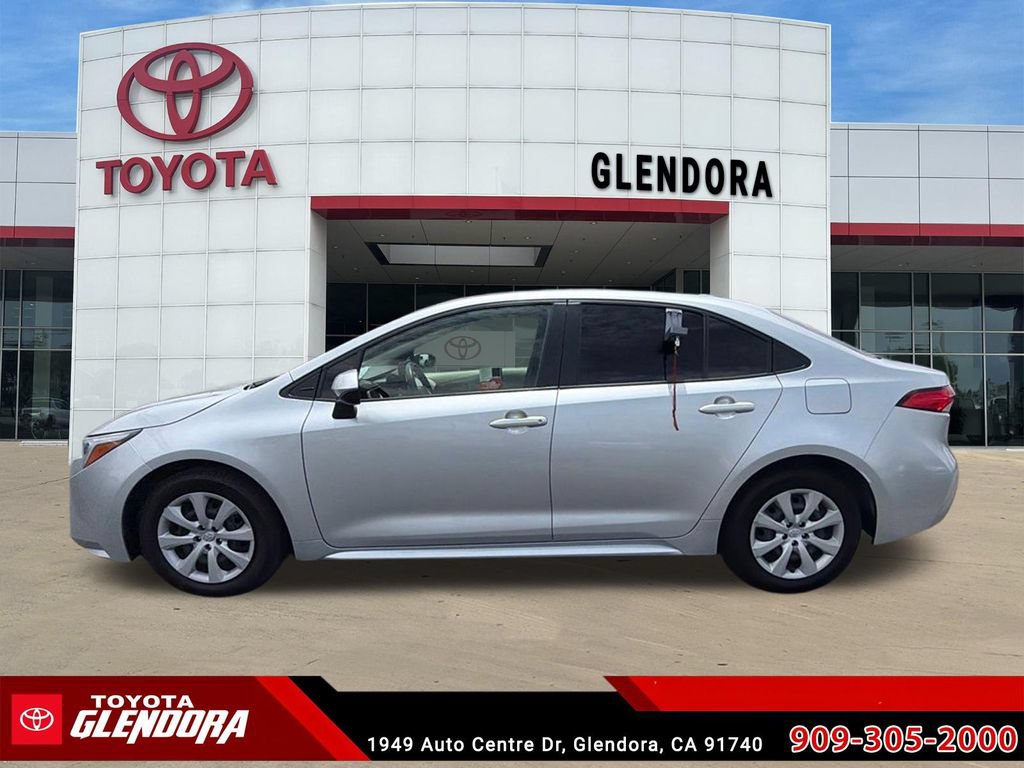 Certified 2025 Toyota Corolla LE w/ Carpet Mat Package (TMS) FWD image 6