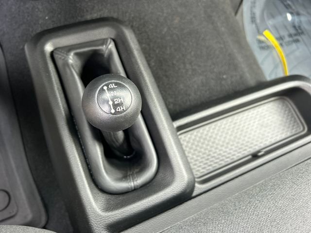 Used 2024 RAM 2500 Tradesman w/ Chrome Appearance Group image 19