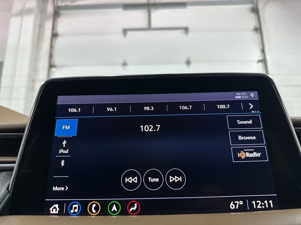 Used 2021 Chevrolet Suburban Premier w/ Premium Package AWD/4WD image 30