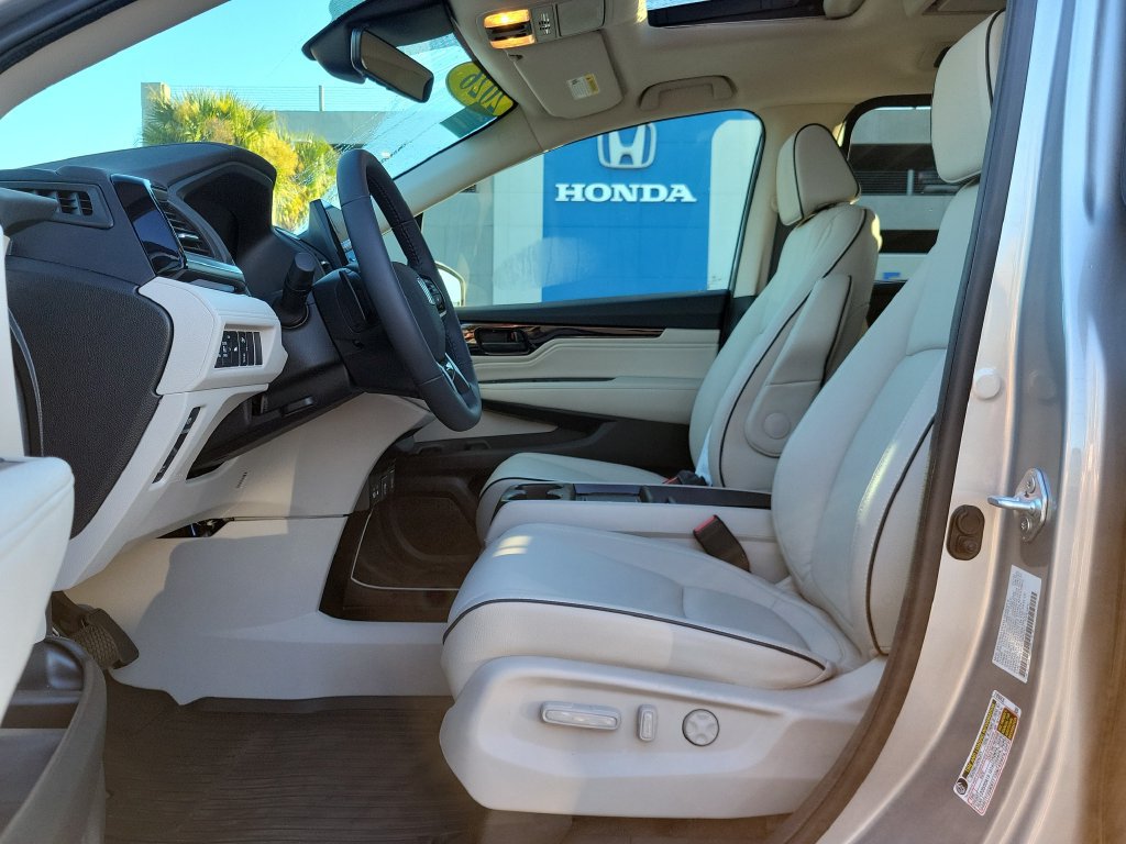 Certified 2026 Honda Odyssey Touring image 29