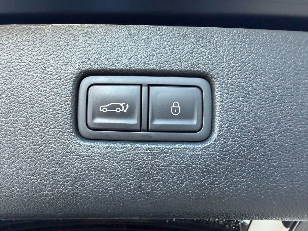 Used 2024 Genesis GV80 2.5T image 31