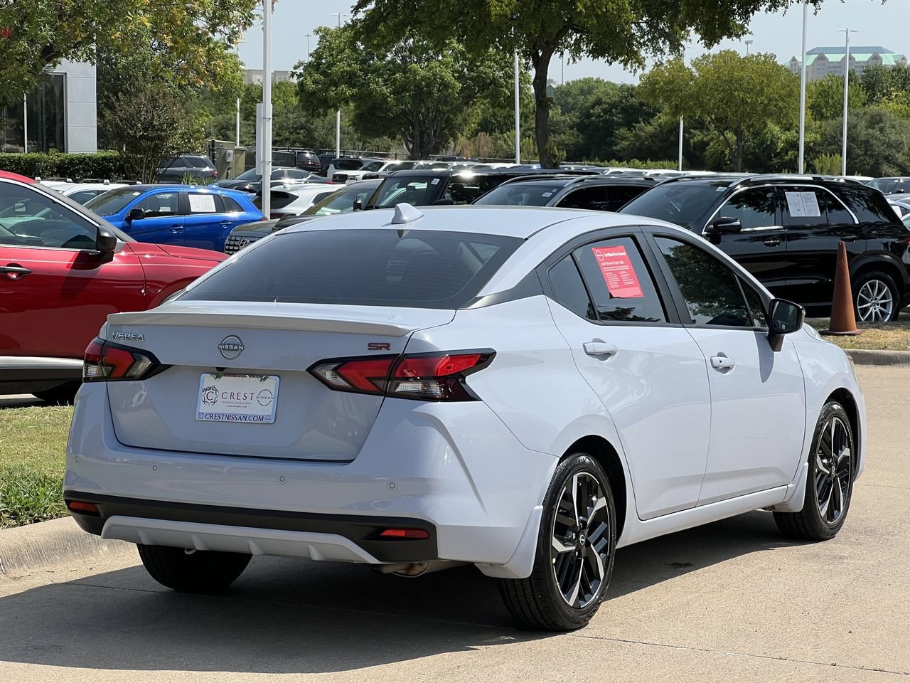 Certified 2025 Nissan Versa SR w/ Trunk Package FWD image 4